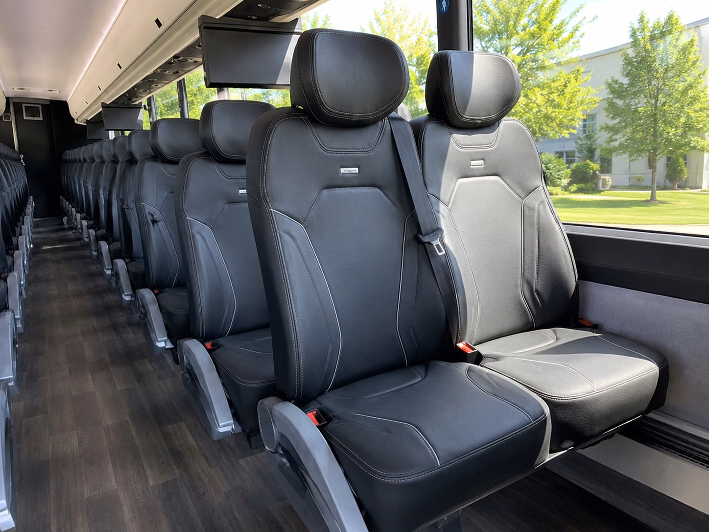 book a charter bus for waterfront wedding venues along the caloosahatchee river