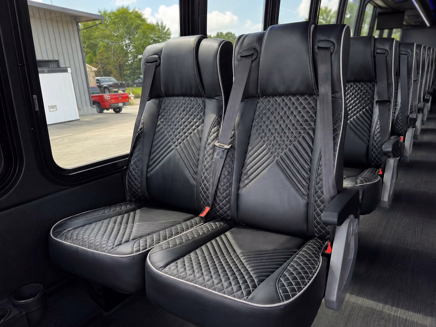 busrentalcapecoral com lets you book cape coral fan bus rentals for tampa bay road trips in one easy step
