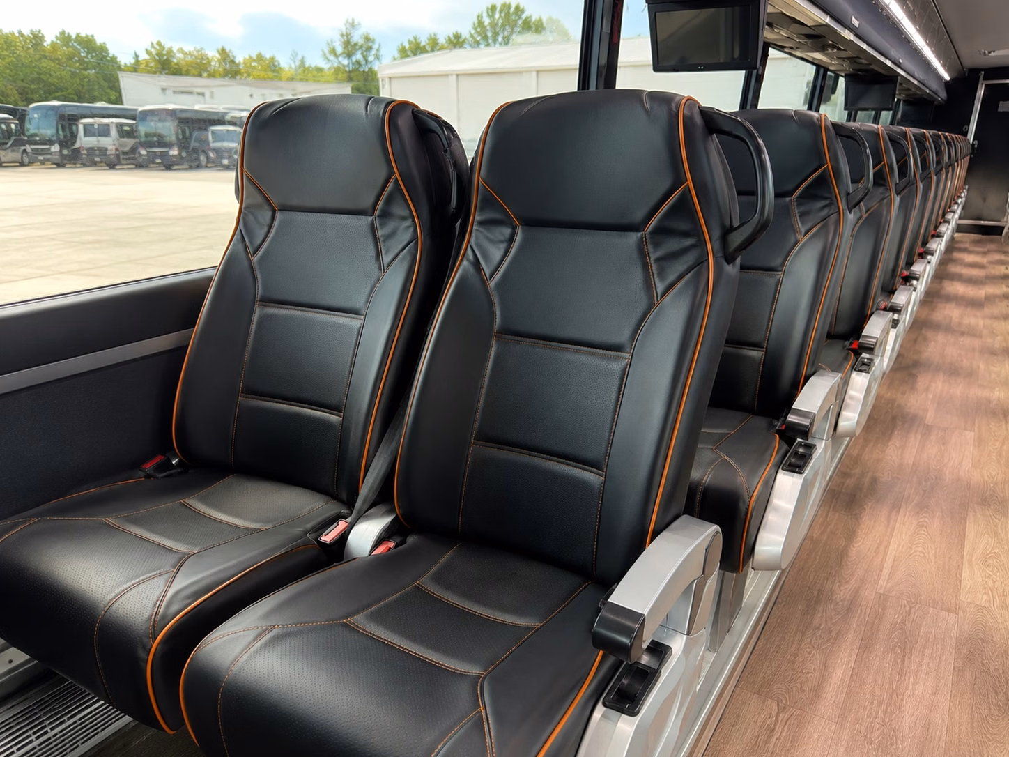 choosing a party bus for cape coral tailgate groups and fan club transportation