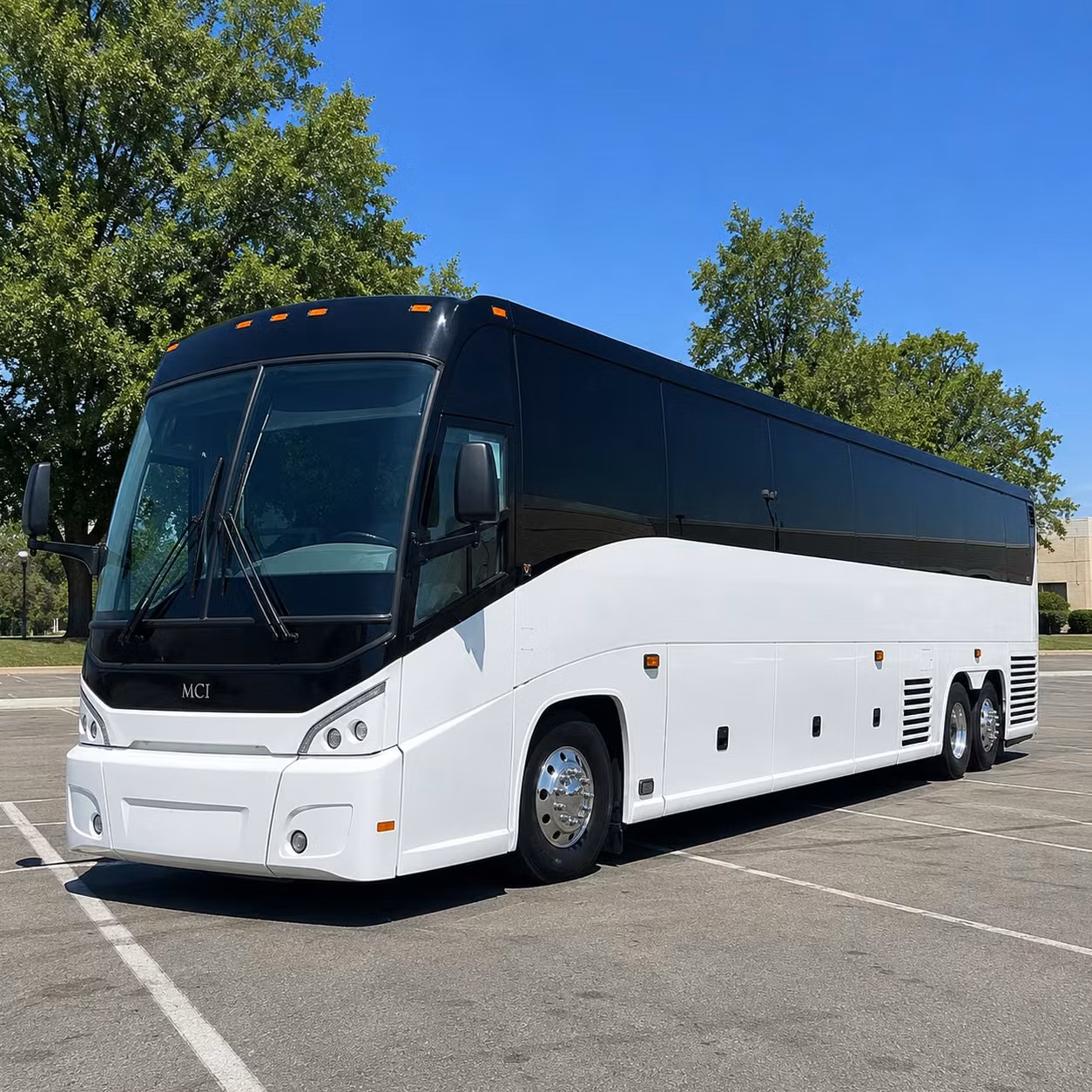 give cape coral sports teams school groups and tour groups the long distance ride they deserve
