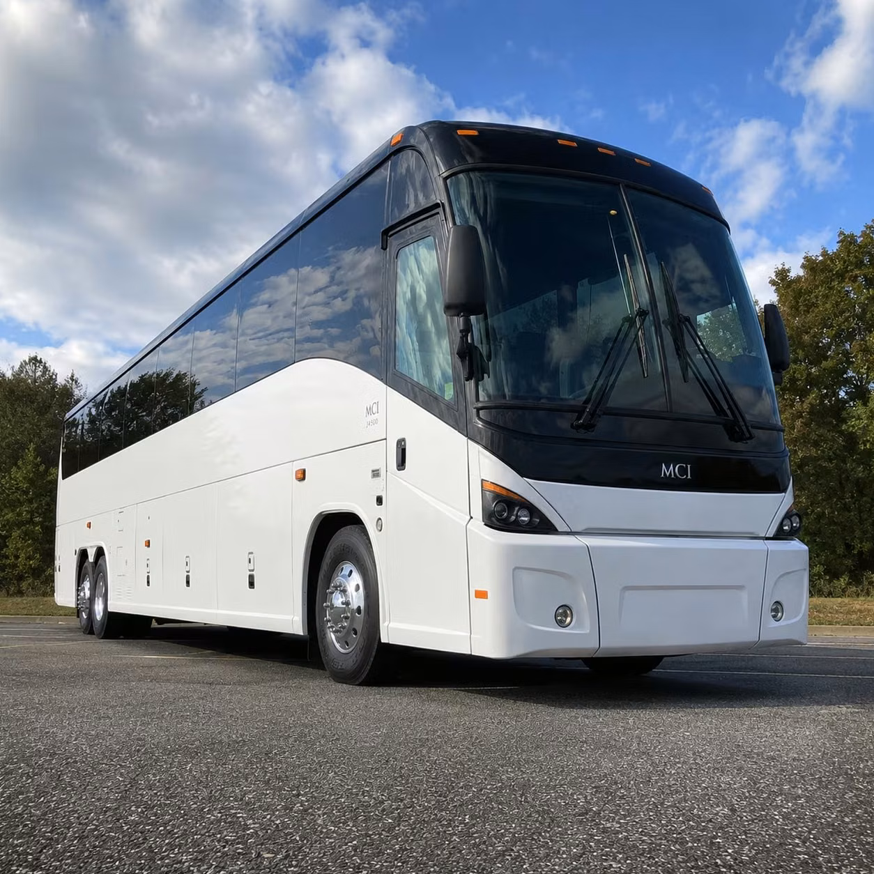 use a cape coral employee shuttle to reach fort myers business districts
